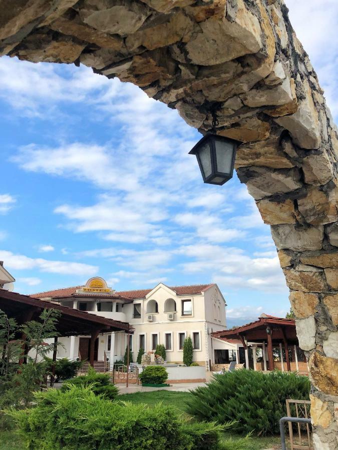 Hotel Vergina สโกเปีย ภายนอก รูปภาพ