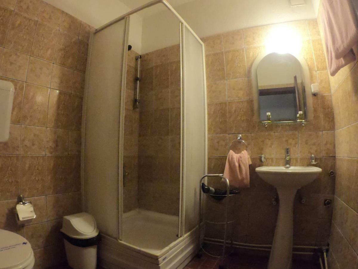 Hotel Vergina สโกเปีย ภายนอก รูปภาพ